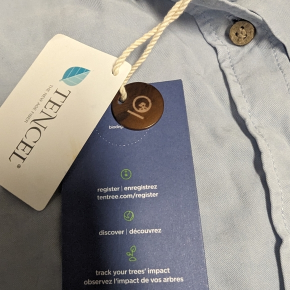 NWTs Tentree collared shirt, size xs, relaxed fit - Picture 2 of 7